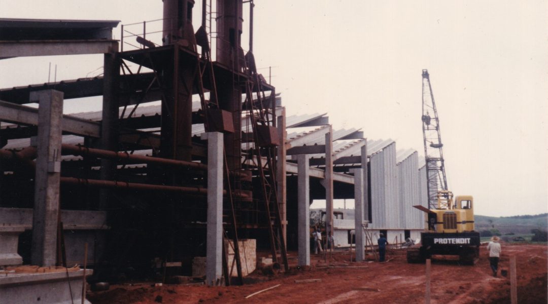 novo_lote2_IMG08_foto2_construcao_out87